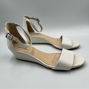 Alex Marie Sandals Shoes Wedges 7.5M Ankle Strap Open Toe White